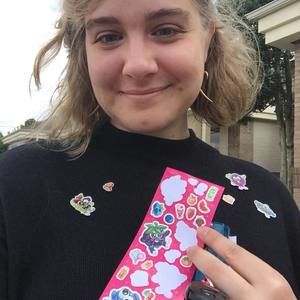 Meet your Posher, Naomi
